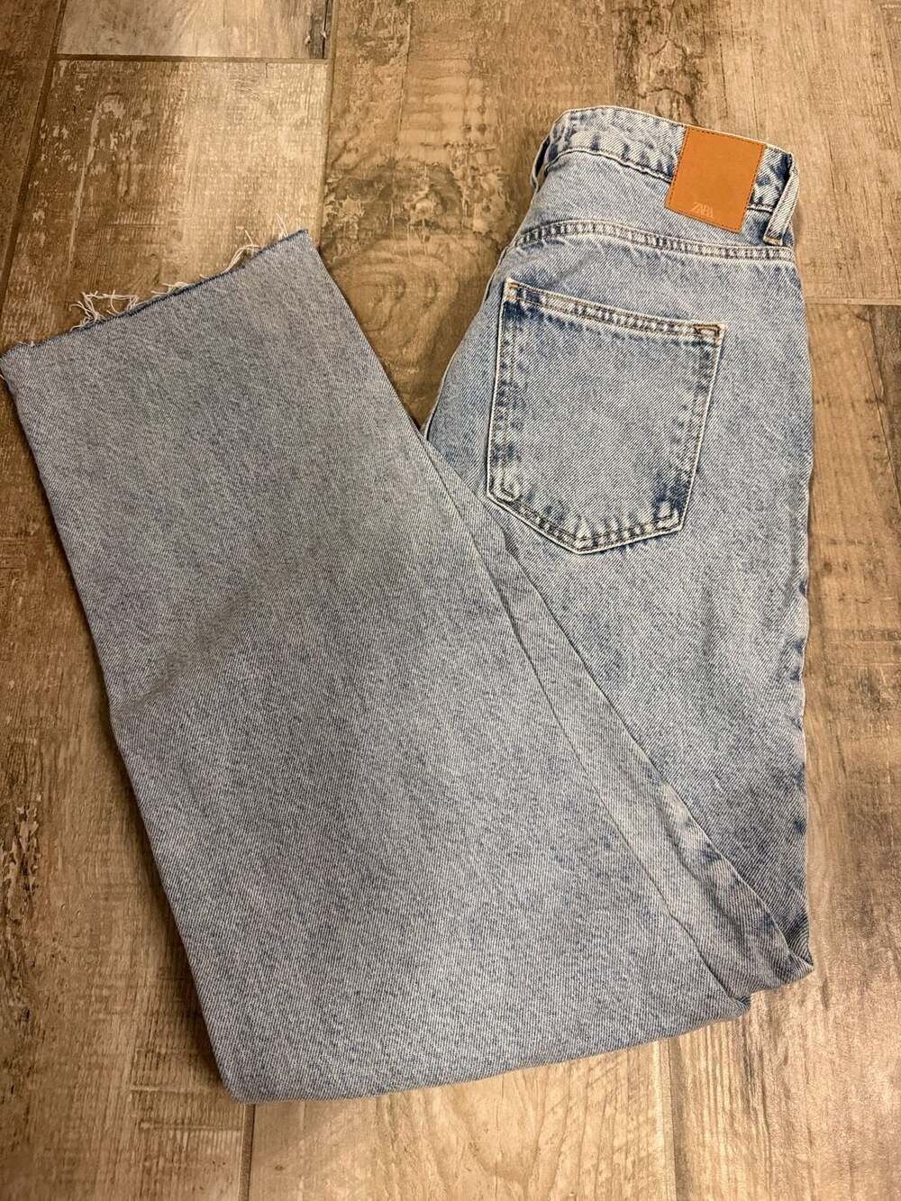 Zara Wide Leg Jeans Size 0 Light Wash Denim - Picture 3 of 4